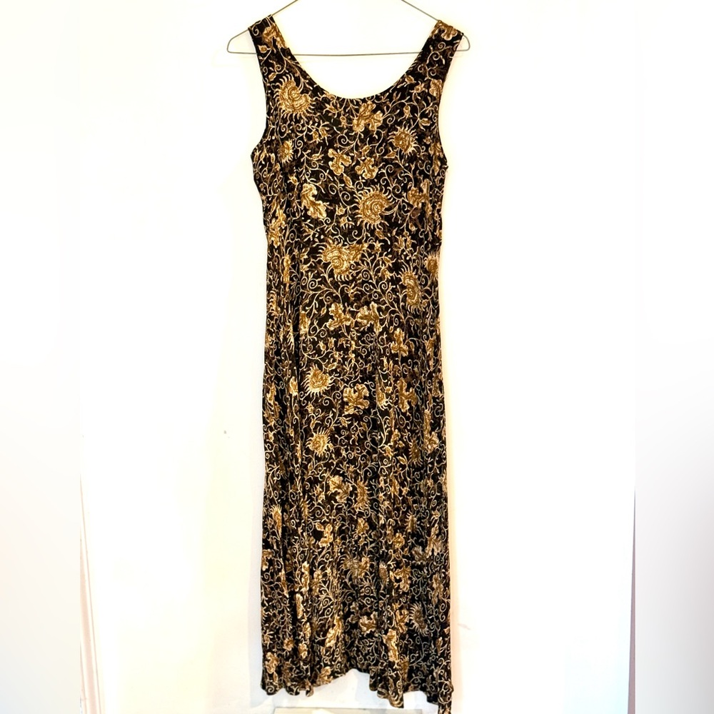 Sleeveless Black and Gold Floral Maxi Dress 2P - Picture 4 of 4